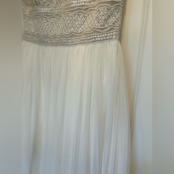 Adrianna Papell Long Shades Of Ivory Sequins Beaded Gown Unaltered Size 6 - Picture 4 of 15